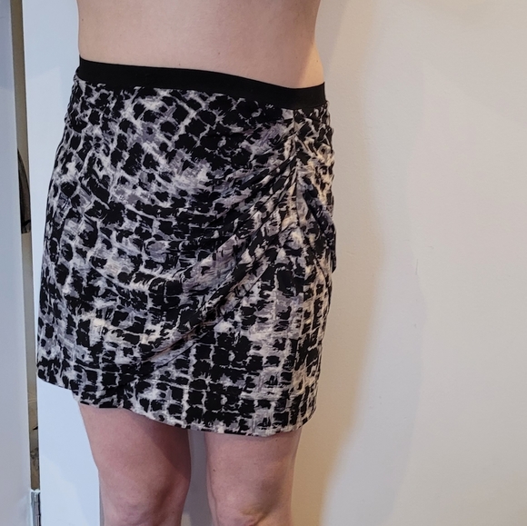Max Azaria Small Skirt - Picture 7 of 7